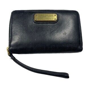 Marc Jacobs Standard Supply Black Leather Wristlet Wallet Zip Around Clutch